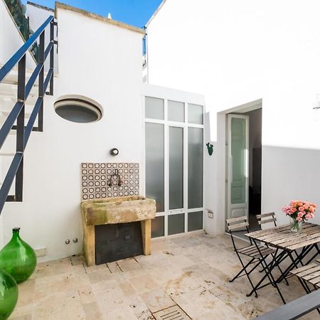Dimora Del Vescovo Art Boutique Hotel ミネルヴィーノ・ディ・レッチェ エクステリア 写真